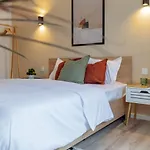 Harmony - Square I Carpark I Self Check-in *