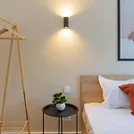 Harmony - Square I Carpark I Self Check-in דירה