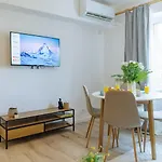 דירה Harmony - Square I Carpark I Self Check-in